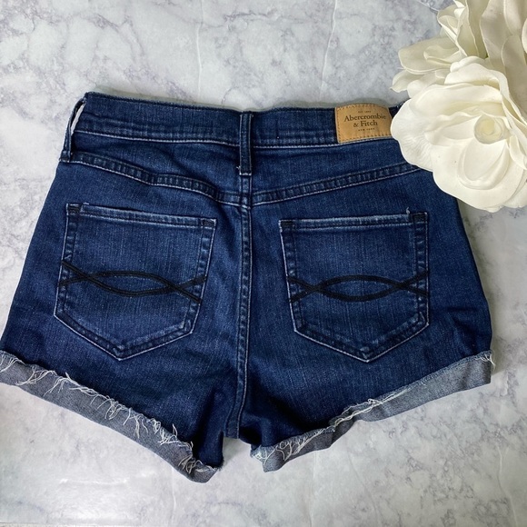 Y2K Abercrombie & Fitch Cuff Denim Shorts - Picture 3 of 5